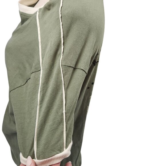 Vintage-Look No Boundaries East Side Baseball Graphic Tee Green Small - Picture 9 of 10